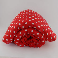 Laden Sie das Bild in den Galerie-Viewer, Red Polka Dot &amp; Red Minky Weighted Blanket | 135x200cm, 7kg | Sensory Owl