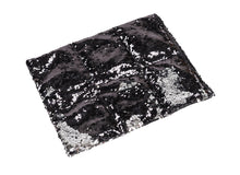 Laden Sie das Bild in den Galerie-Viewer, Sensory Owl Two tone sequin weighted lap pillow in black and silver